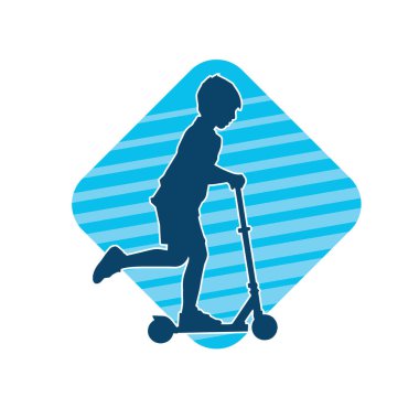 Bir çocuk silueti otomatik oyuncak bir araca biner..