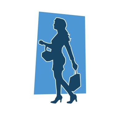 Sıska genç bir kadının silüeti alışveriş torbaları taşıyor..