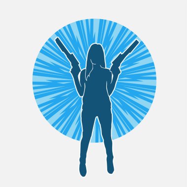 Seksi, zayıf bir kadın savaşçının silueti. Poz verirken pompalı tüfek taşıyor..