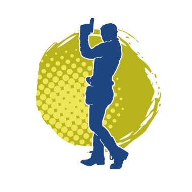 Kurşungeçirmez yelek giyen ve tabanca taşıyan bir kadın özel kuvvet polisinin silüeti..