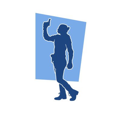 Kurşungeçirmez yelek giyen ve tabanca taşıyan bir kadın özel kuvvet polisinin silüeti..