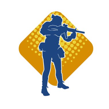 Kurşungeçirmez yelek giyen ve makineli tüfek taşıyan bir kadın özel kuvvet polisinin silueti..