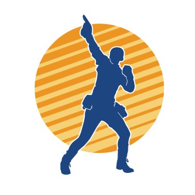 Kurşungeçirmez yelek giyen ve tabanca taşıyan bir kadın özel kuvvet polisinin silüeti..