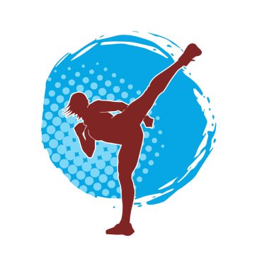 Dövüş sanatları tekmesi atan bir kadının silueti. Sportif bir kadının silueti tekme hareketi yapıyor..