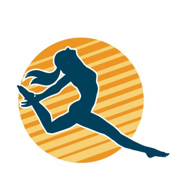 Hareketli bir kadın balerin silueti. Dans eden balerin kızın silueti..