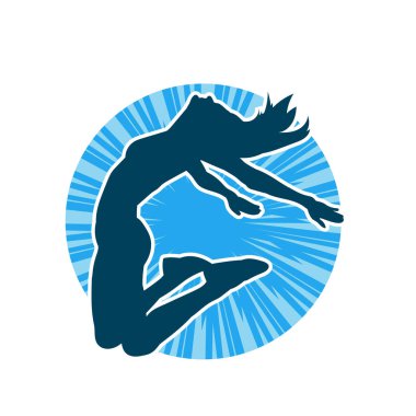 Hareketli bir kadın balerin silueti. Dans eden balerin kızın silueti..