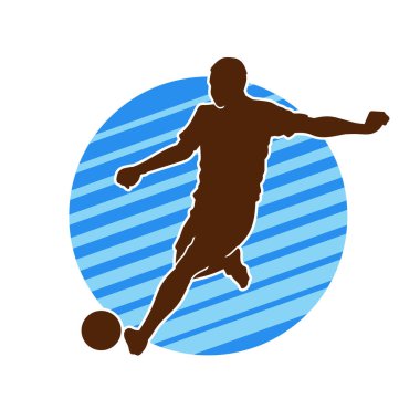 Top tekmeleyen bir erkek futbolcunun silueti. Hareket halindeki bir futbolcunun silueti.