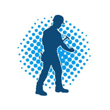 Çekiç aleti taşıyan bir işçinin silüeti. Hareket halindeki bir işçinin silueti çekiç aleti ile poz verir.