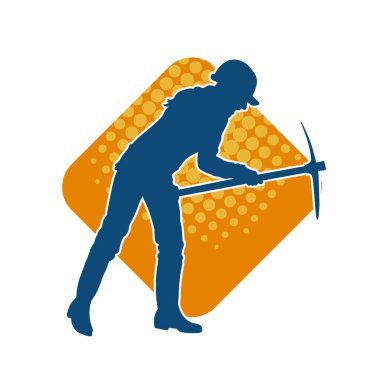 Kazma aletle poz veren, işçi kostümü giyen bir kadının silueti. Kazma aleti taşıyan madenci kostümlü bir kadının silueti..