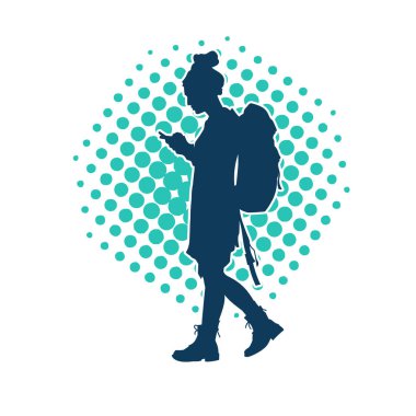 Sırt çantalı bir kadın gezginin silüeti.