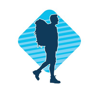 Sırt çantalı bir erkek gezginin silueti.