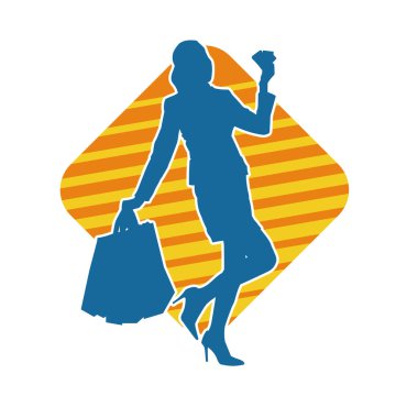 Sıska genç bir kadının silüeti alışveriş torbaları taşıyor..