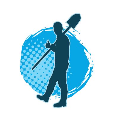 Kürek taşıyan bir işçinin silüeti. Bir işçinin hareket halindeki silueti kürek aracı kullanarak poz verir.