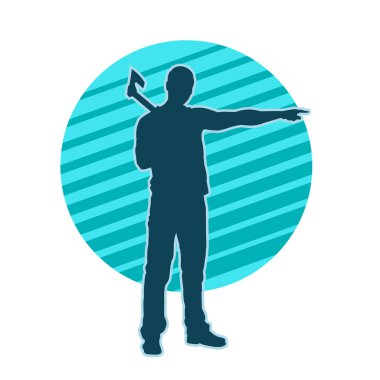 Balta taşıyan bir adamın silüeti. Balta taşıyan erkek bir oduncunun silueti..