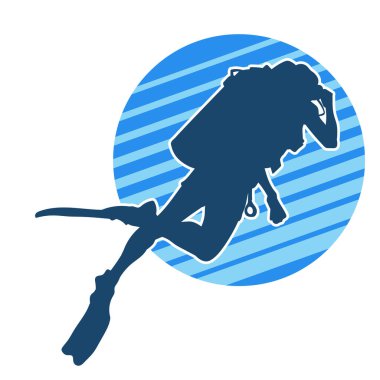 Erkek bir dalgıcın silueti. Dalış pozisyonunda bir adamın silueti..