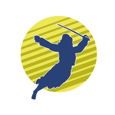 Bir kadın dövüşçünün silueti kılıç taşırken poz veriyor..