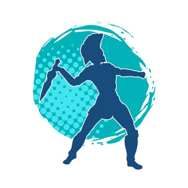 Zırhlı bir kadın savaşçının silueti kılıçla poz veriyor.