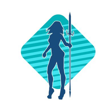 Kadın bir savaşçının silueti mızrakla poz veriyor. Mızrak taşıyan bir kadın dövüşçünün silueti..