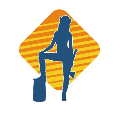 Kovboy şapkası takan, balta ya da balta taşıyan bir kadının silüeti. Dişi kovboy bir oduncunun silueti baltayla poz veriyor..