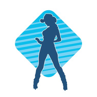 Çekici pozlarda kovboy kız kostümü giyen zayıf bir kadın modelin silueti. Ayakta duran bir kovboy kızın silueti..