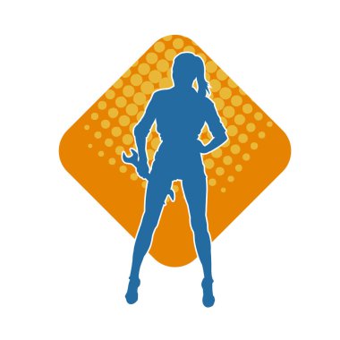 İngiliz anahtarı taşıyan zayıf bir kadının silueti. İngiliz anahtarı taşıyan bir kadın işçinin silueti..