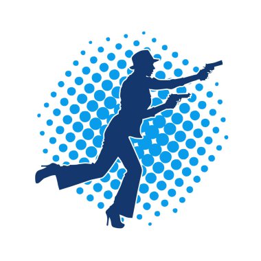 Uzun pantolon ve fötr şapka giyen zayıf bir kadın modelin silueti. Tabancayla poz veriyor..