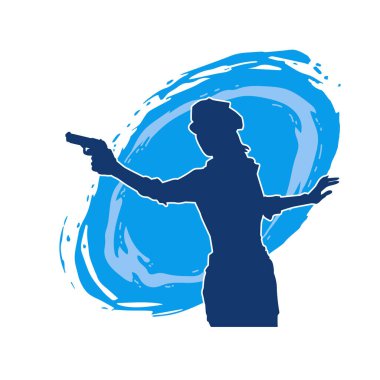 İnce bir kadın silueti. Polis memuru kostümü giymiş. Tabancayla poz veriyor.