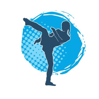 Hareketli kadın kickboksör atletinin silueti. Tekme atan bir kadının silueti..