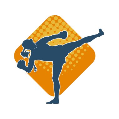 Hareketli erkek kickboksör atletinin silueti. Tekme atan bir adamın silueti..