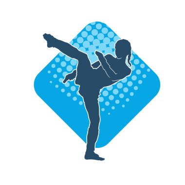Hareketli kadın kickboksör atletinin silueti. Tekme atan bir kadının silueti..