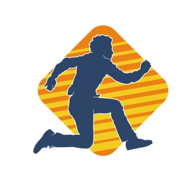 Koşan sıradan bir adamın silueti. Siluet erkek koşusu pozu.