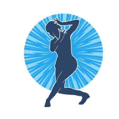 Hareketli bir kadın dansçının silueti. Dans eden zayıf bir kadının silueti..