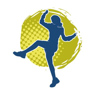 Hareketli bir kadın dansçının silueti. Mutlu dans eden bir kadının silueti..