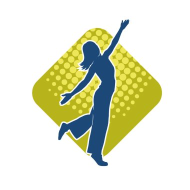 Hareketli bir kadın dansçının silueti. Mutlu dans eden bir kadının silueti..