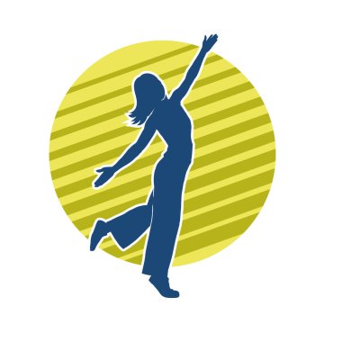 Hareketli bir kadın dansçının silueti. Mutlu dans eden bir kadının silueti..