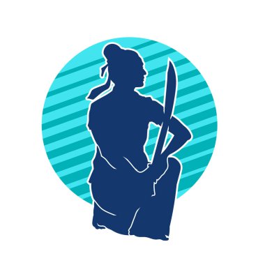 Bir kadın savaşçının silueti kılıç ile hareket halindeyken poz veriyor. Kılıcıyla bir kadın kahramanın silüeti..