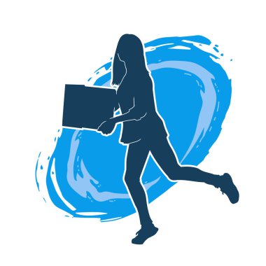 Sıradan bir kadının silueti kutuları kaldırıyor. Kutuları taşıyan bir kadının silüeti..