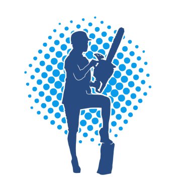 Elektrikli testereli seksi bir kadın işçinin silüeti. Elinde testere tutan bir oduncu gibi giyinmiş seksi kadın duruşu silueti..