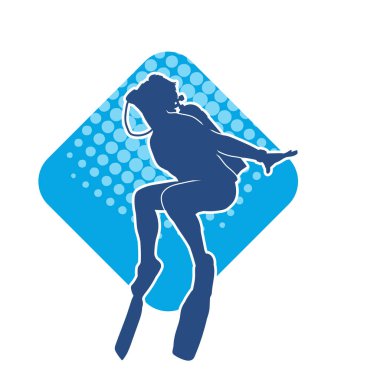 Erkek bir dalgıcın silueti. Dalış pozisyonunda bir adamın silueti..