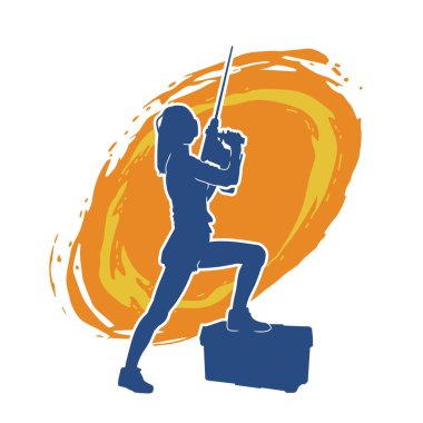 Makineli elektrikli matkap taşıyan kadın bir inşaat işçisinin silueti. Elektrikli matkap tutan bir kadın inşaatçının silueti..