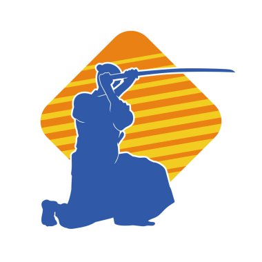 Harekete geçmiş bir kılıç savaşçısı silueti. Kılıç taşıyan bir dövüş sanatçısı silueti. Kendo dövüş sanatının silueti..