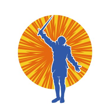 Savaş zırhı giymiş bir erkek savaşçının silueti. Kılıç ile poz veriyor..