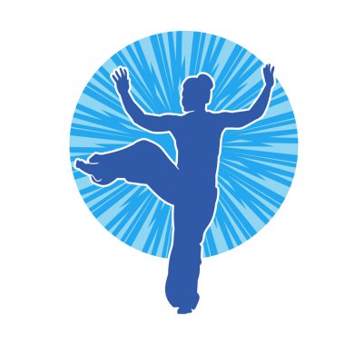 Dövüş sanatları yapan zayıf bir kadının silueti. Dövüş sanatlarında çalışan bir kadının silueti..