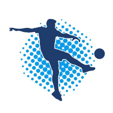 Top tekmeleyen bir erkek futbolcunun silueti. Hareket halindeki bir futbolcunun silueti.