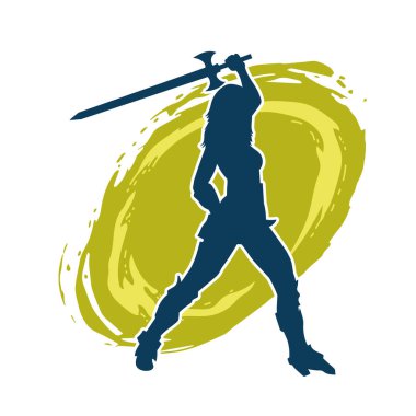 Bir kadın savaşçının silueti kılıcıyla hareket halindeyken poz veriyor. Bir kadın dövüşçünün silueti keskin bir bıçakla poz veriyor..