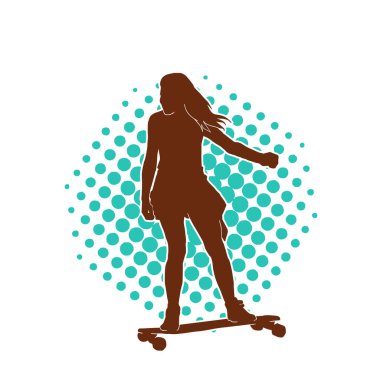 Hareket halindeki bir kadın silueti kaykay üzerinde poz veriyor. Kaykaylı şehirli bir kızın silueti..