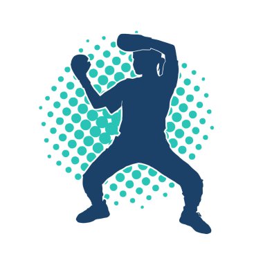 Dövüş sanatları yapan zayıf bir kadının silueti. Dövüş sanatlarında çalışan bir kadının silueti..