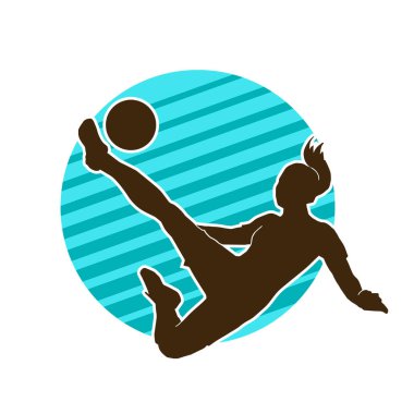 Topa vuran bayan futbolcunun silueti. Hareketli bir futbolcu kadının silueti..