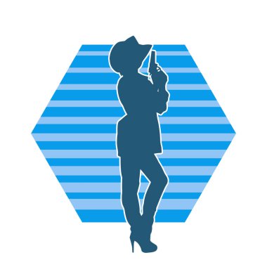 Kovboy kostümü giymiş bir kadın modelin silueti. Silah taşıyan bir kovboy kız silueti..