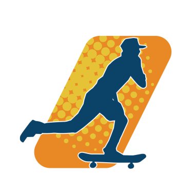 Hareket halindeki bir erkek silueti kaykay üzerinde poz veriyor. Kaykaylı bir şehir çocuğunun silueti..